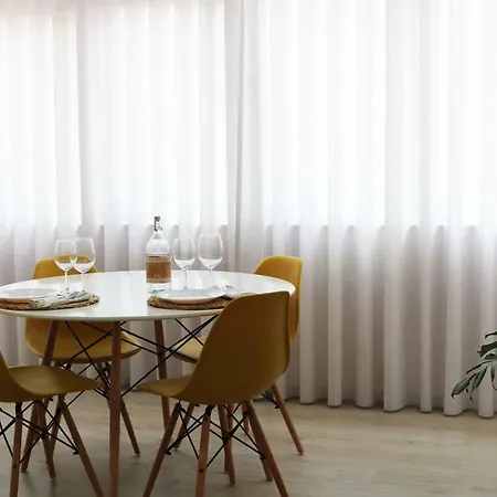 Cold House Daire Guarda